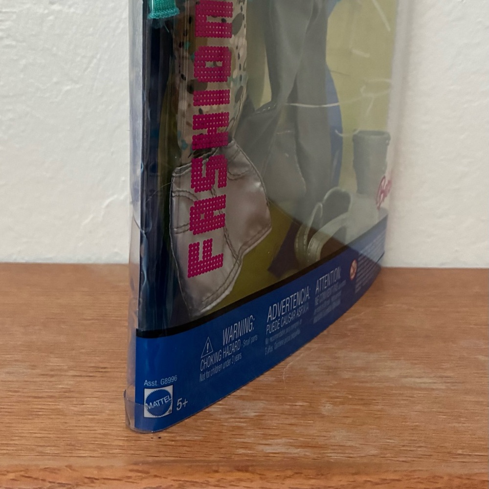 2005 Barbie Fashion Fever Fashion’s Pack G8996 NRFP - Picture 6 of 10
